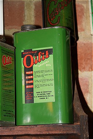 WAKEFIELD OILIT (Castrol) (Pint) - click to enlarge